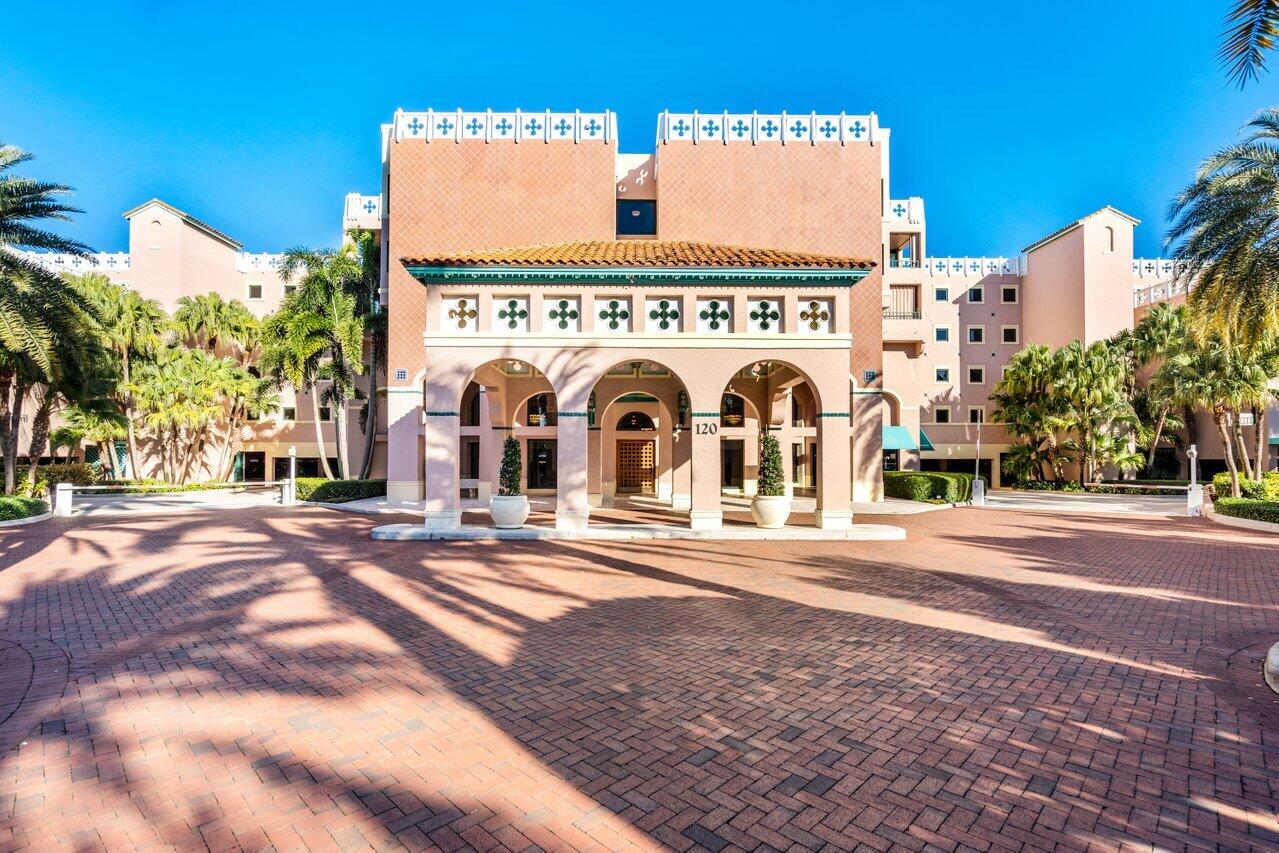 120 Southeast 5th Avenue, Unit 319 Boca Raton, FL 33432 - Photo 3 of 43 001-120Southeast5thAvenue-BocaRaton-FL-3