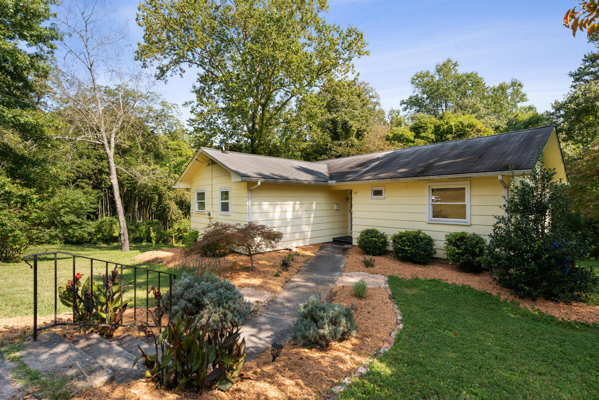 175 Outer Drive Oak Ridge, TN 37830 - Photo 3 of 21 175 Outer
