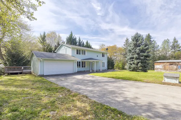 $369,000 | 7764 Azalea-Glen Road, Glendale, OR 97442