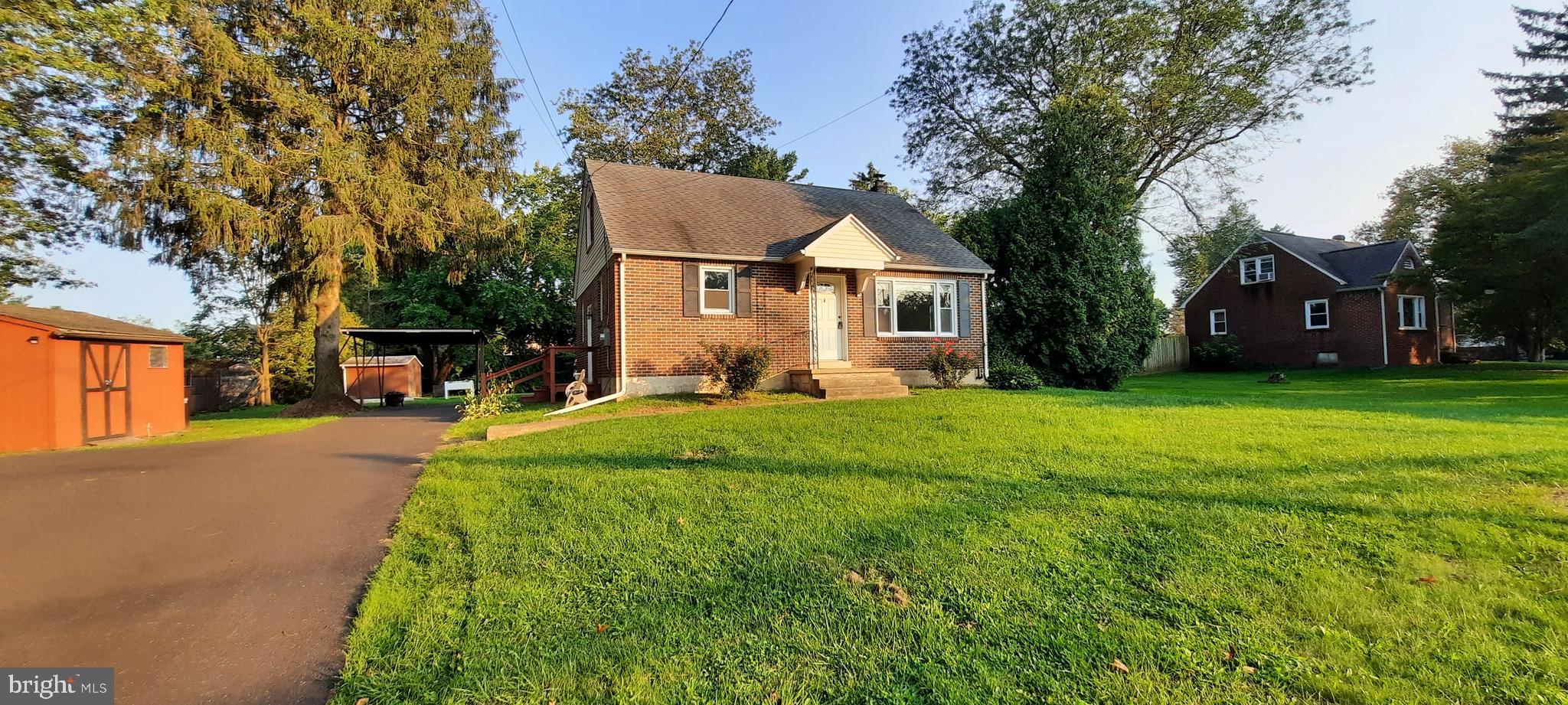 431 West Orvilla Road Hatfield, PA 19440 - Photo 3 of 31 Gallery Image 3