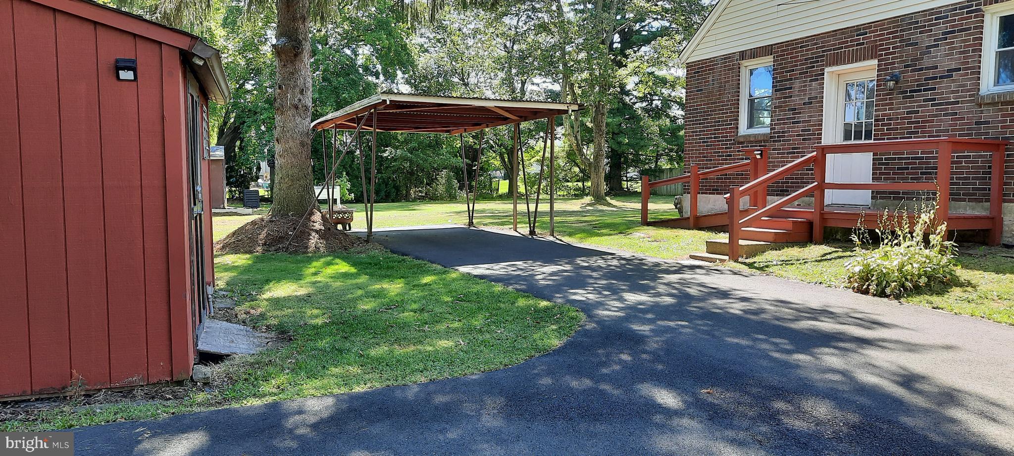 431 West Orvilla Road Hatfield, PA 19440 - Photo 26 of 31 Carport