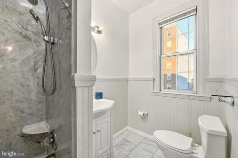 $349,000 | 1401 Columbia Road Northwest, Unit 414, Washington, DC 20009