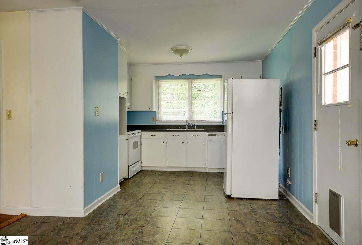 60 Stallings Road Taylors, SC 29687 - Photo 10 of 29 Gallery Image 10