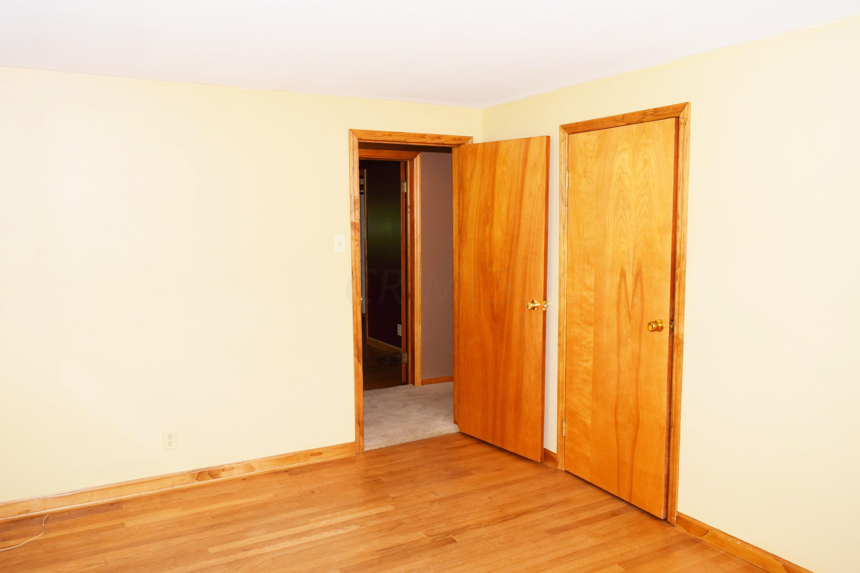 225 Hamburg Road Southwest Lancaster, OH 43130 - Photo 12 of 28 Gallery Image 12