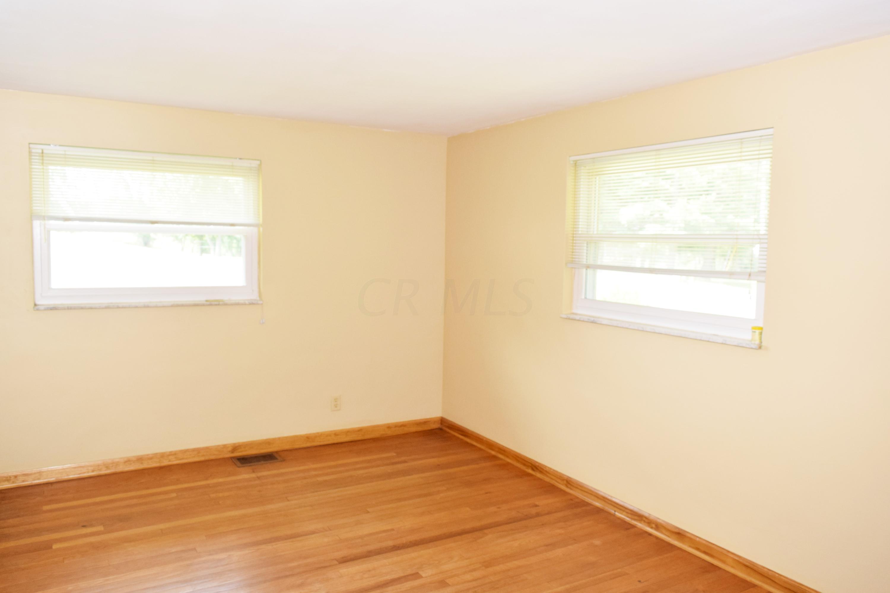 225 Hamburg Road Southwest Lancaster, OH 43130 - Photo 10 of 28 Gallery Image 10