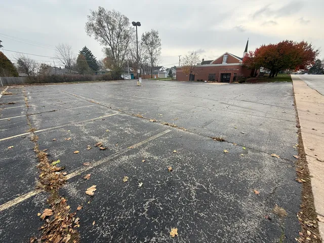 $500,000 | 1800 Dearborn Street, Crest Hill, IL 60403