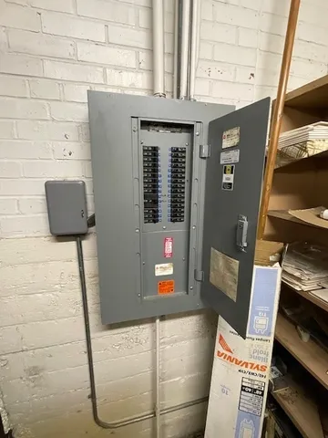 $500,000 | 1800 Dearborn Street, Crest Hill, IL 60403