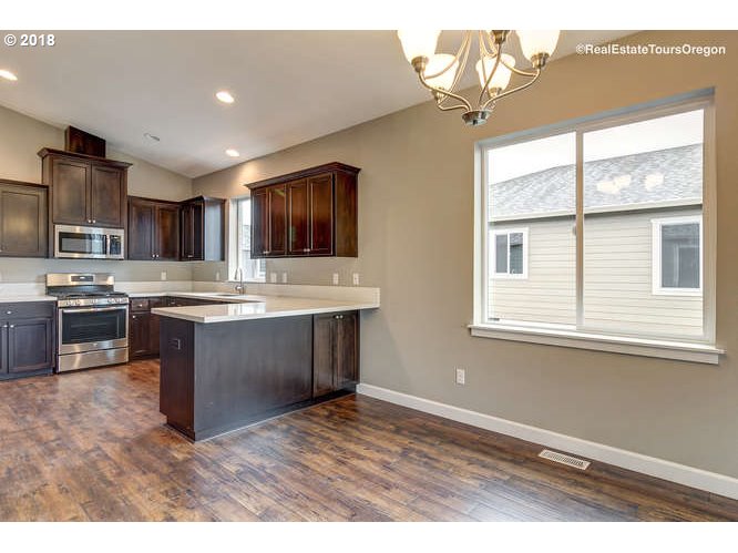 564 East Elm Loop Gervais, OR 97026 - Photo 12 of 32 Gallery Image 12