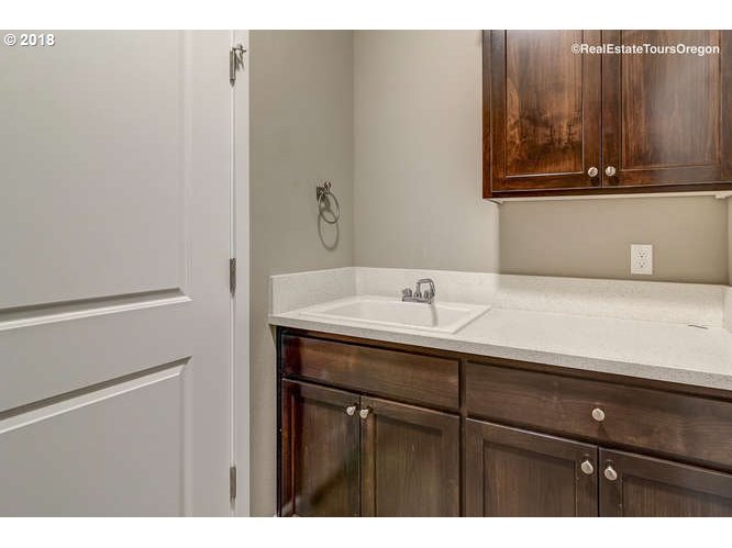 564 East Elm Loop Gervais, OR 97026 - Photo 29 of 32 Gallery Image 29