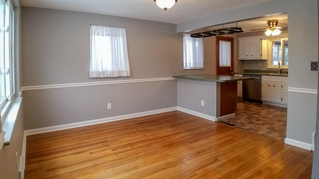 1097 Harding Street Bridgeville, PA 15017 - Photo 4 of 24 Dining Room