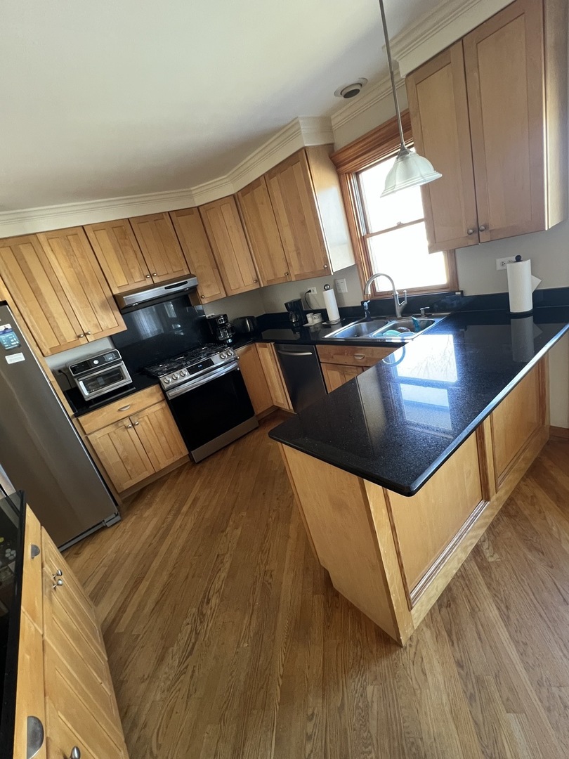 404 Galahad Road Bolingbrook, IL 60440 - Photo 16 of 35