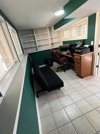 $389,000 | 404 Galahad Road, Bolingbrook, IL 60440