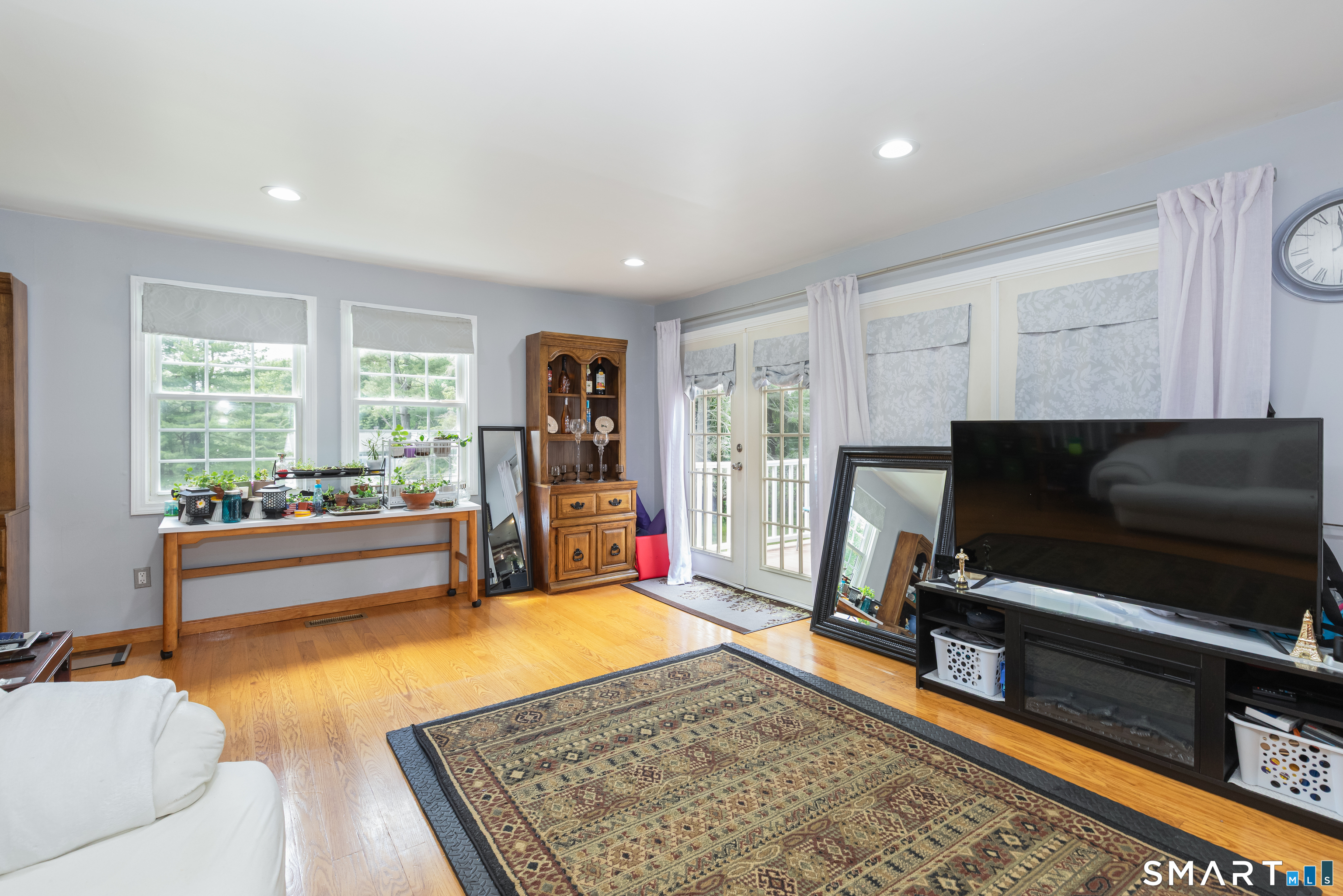 816 Woodruff Road Orange, CT 06477 - Photo 13 of 40