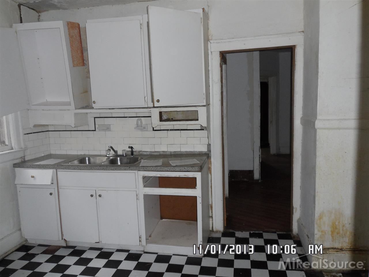 3565 Nottingham Road Detroit, MI 48224 - Photo 9 of 21 31172486-8.JPG