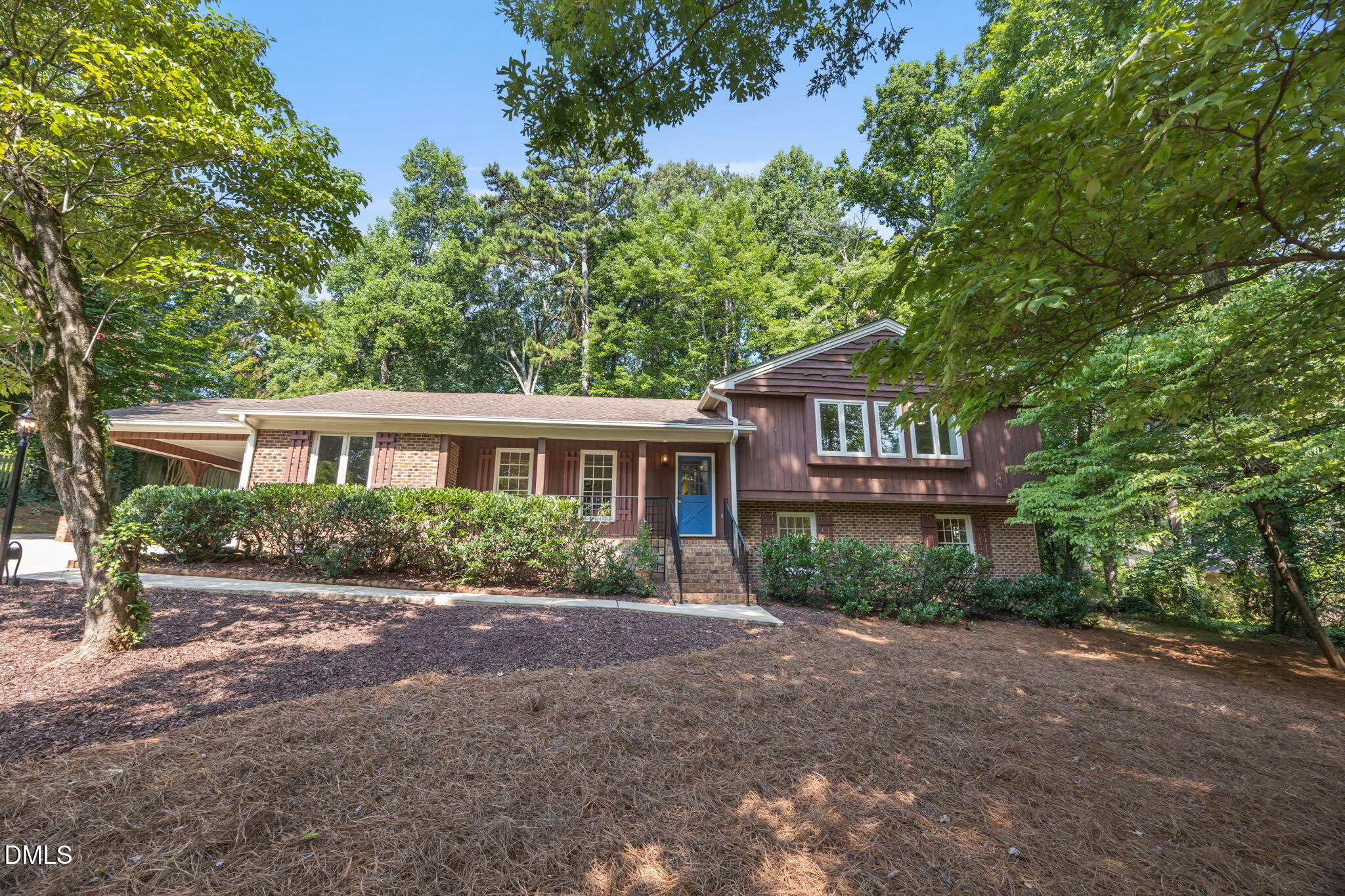 6813 Jean Drive Raleigh, NC 27612 - Photo 4 of 60 4-web-or-mls-484A8315