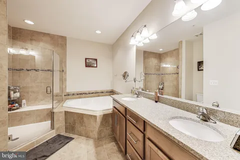 $749,999 | 716 River Mist Drive, Oxon Hill, MD 20745
