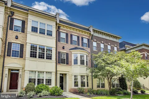 $749,999 | 716 River Mist Drive, Oxon Hill, MD 20745