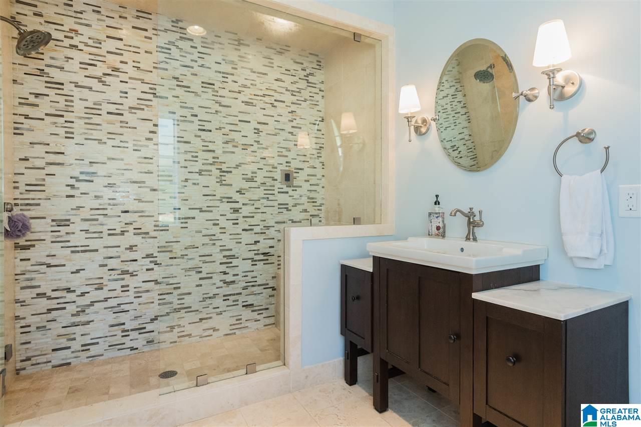 2448 Shades Crest Road Birmingham, AL 35216 - Photo 19 of 32