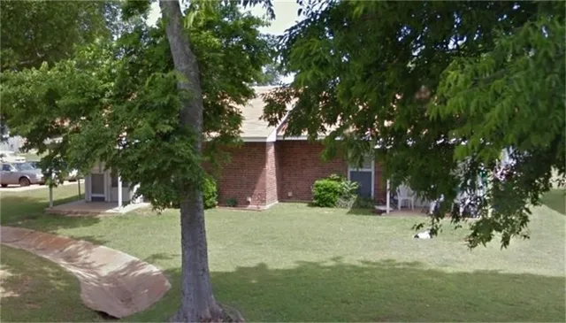 $623 | 700 West Broad Street, Linden, TX 75563