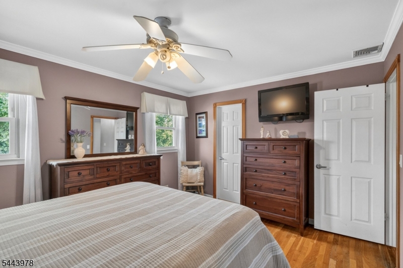 2736 Andrea Road Union, NJ 07083 - Photo 19 of 34