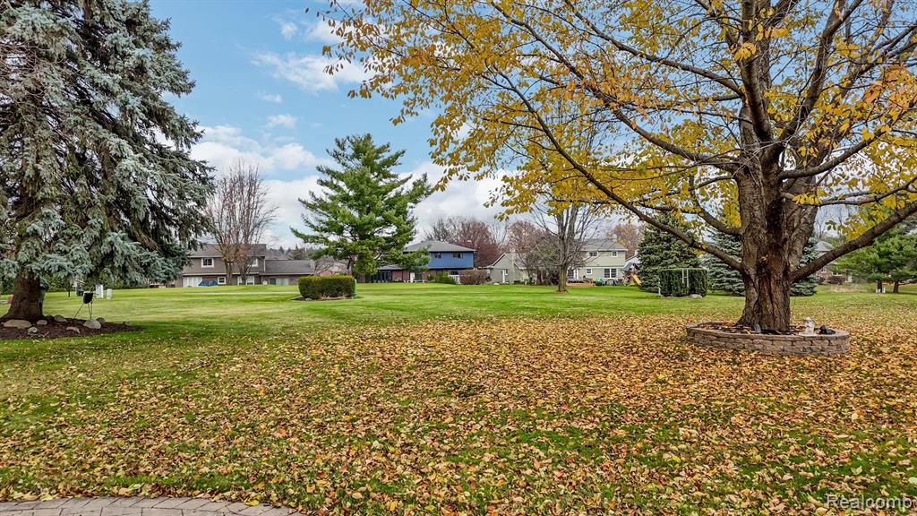682 Heritage Lane Rochester Hills, MI 48309 - Photo 74 of 88