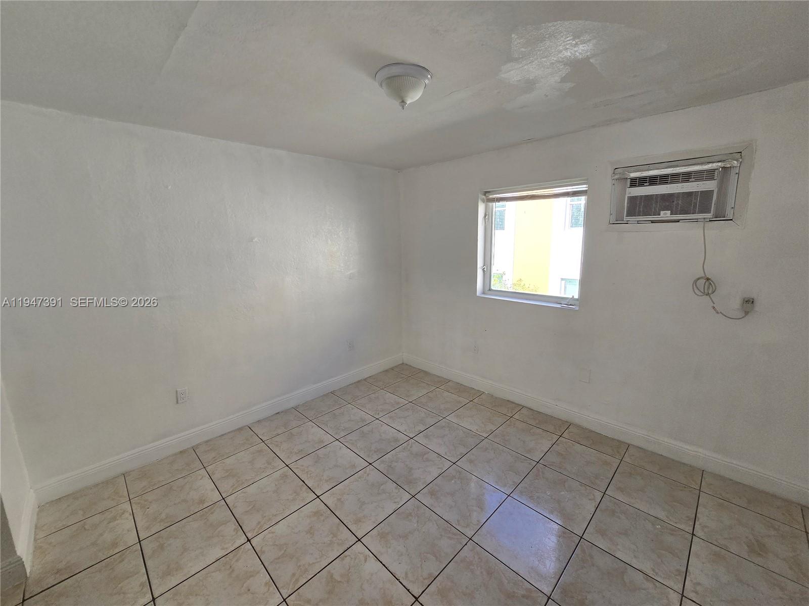 535 Northwest 7th Street, Unit 2 Miami, FL 33136 - Photo 10 of 14