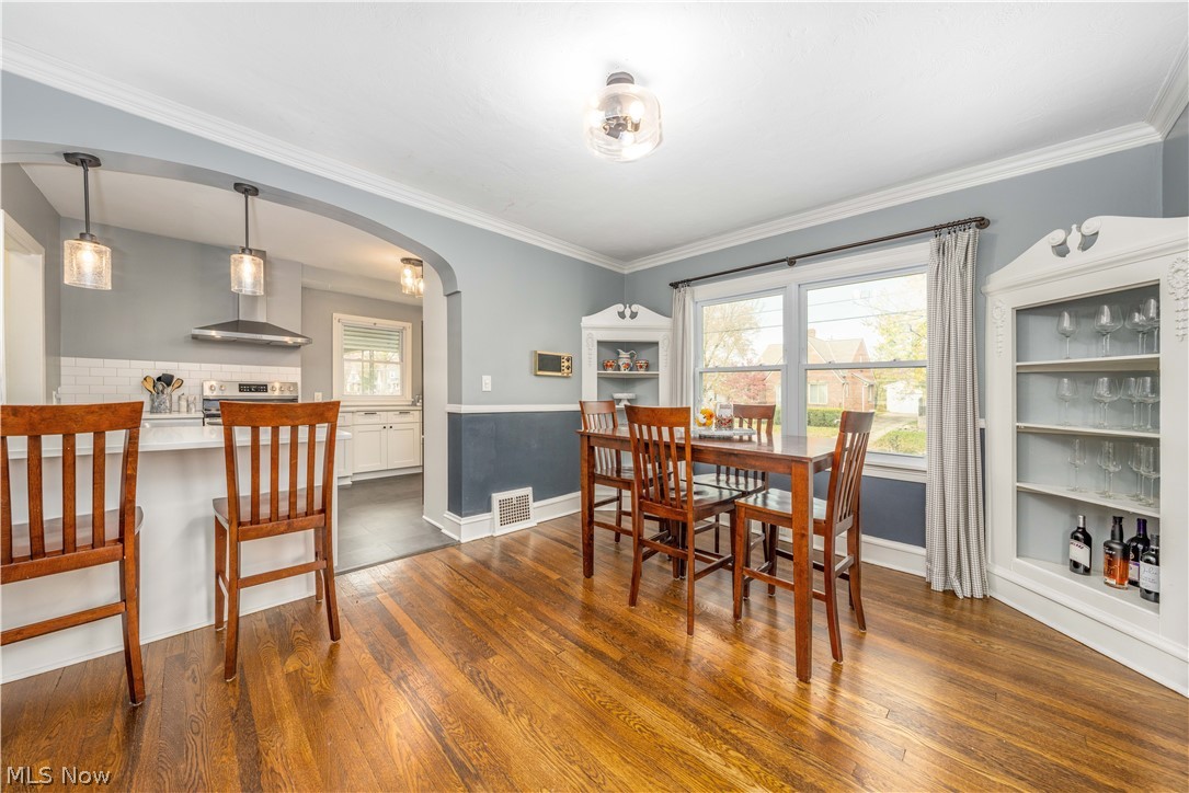 15517 Greenway Road Cleveland, OH 44111 - Photo 10 of 41 Gallery Image 10