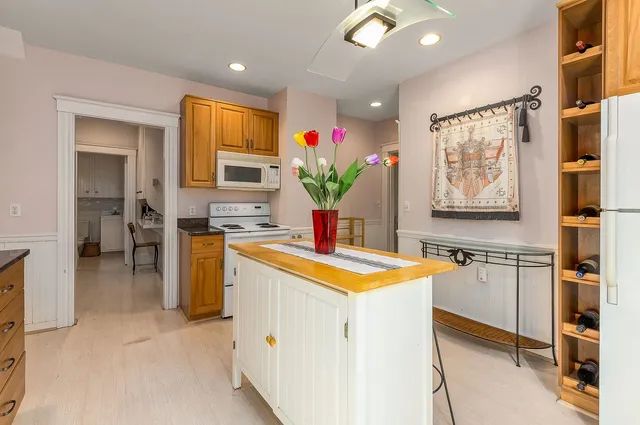 $3,900 | 160 Wibird Street, Unit 1, Portsmouth, NH 03801