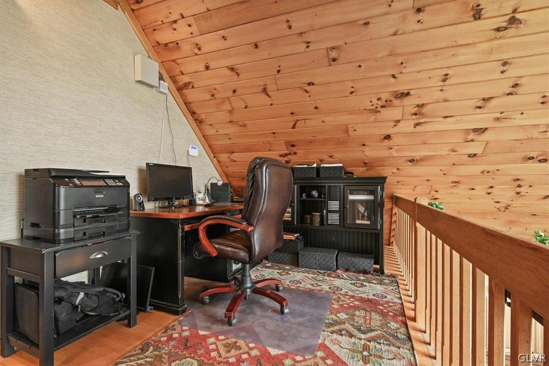 461 T Rte 318 Moscow, PA 18444 - Photo 23 of 50 a view of a workspace with furniture