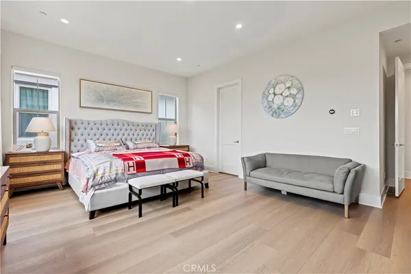 $3,298,000 | 63 Longchamp, Irvine, CA 92602
