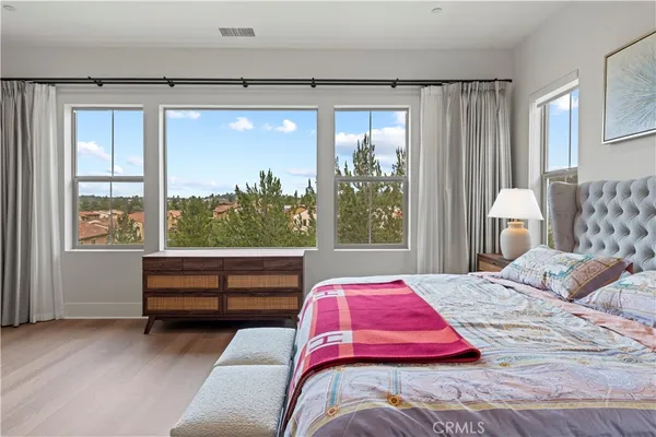 $3,298,000 | 63 Longchamp, Irvine, CA 92602