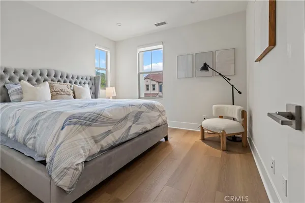 $3,298,000 | 63 Longchamp, Irvine, CA 92602