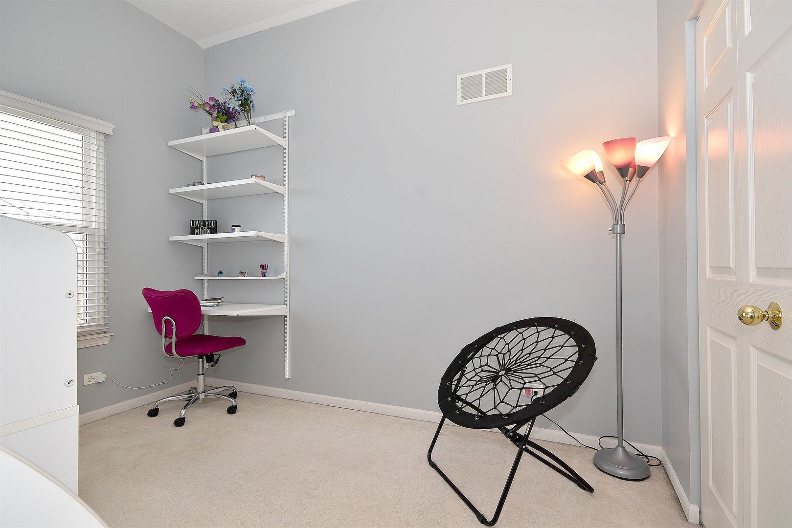 6830 Highgate Road Carpentersville, IL 60110 - Photo 17 of 25 Gallery Image 17