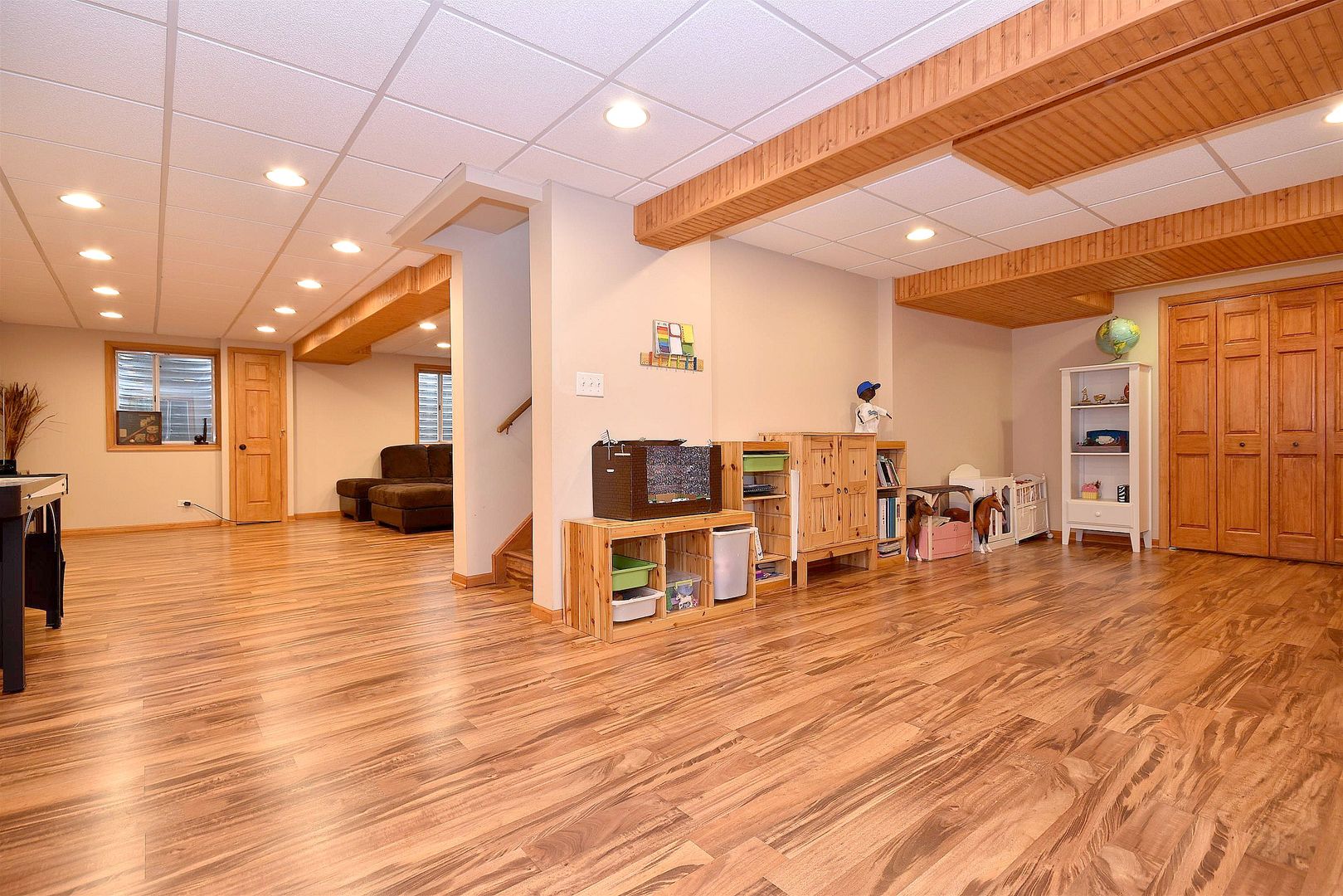 6830 Highgate Road Carpentersville, IL 60110 - Photo 22 of 25 Gallery Image 22