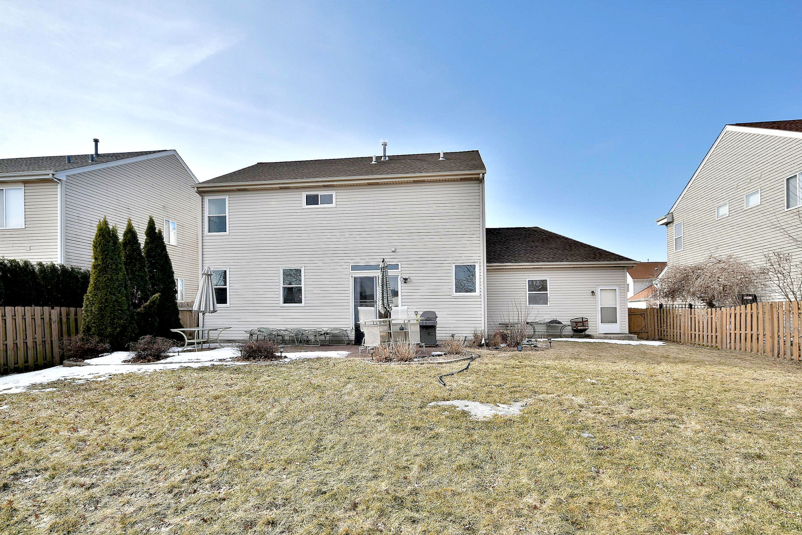 6830 Highgate Road Carpentersville, IL 60110 - Photo 23 of 25 Gallery Image 23