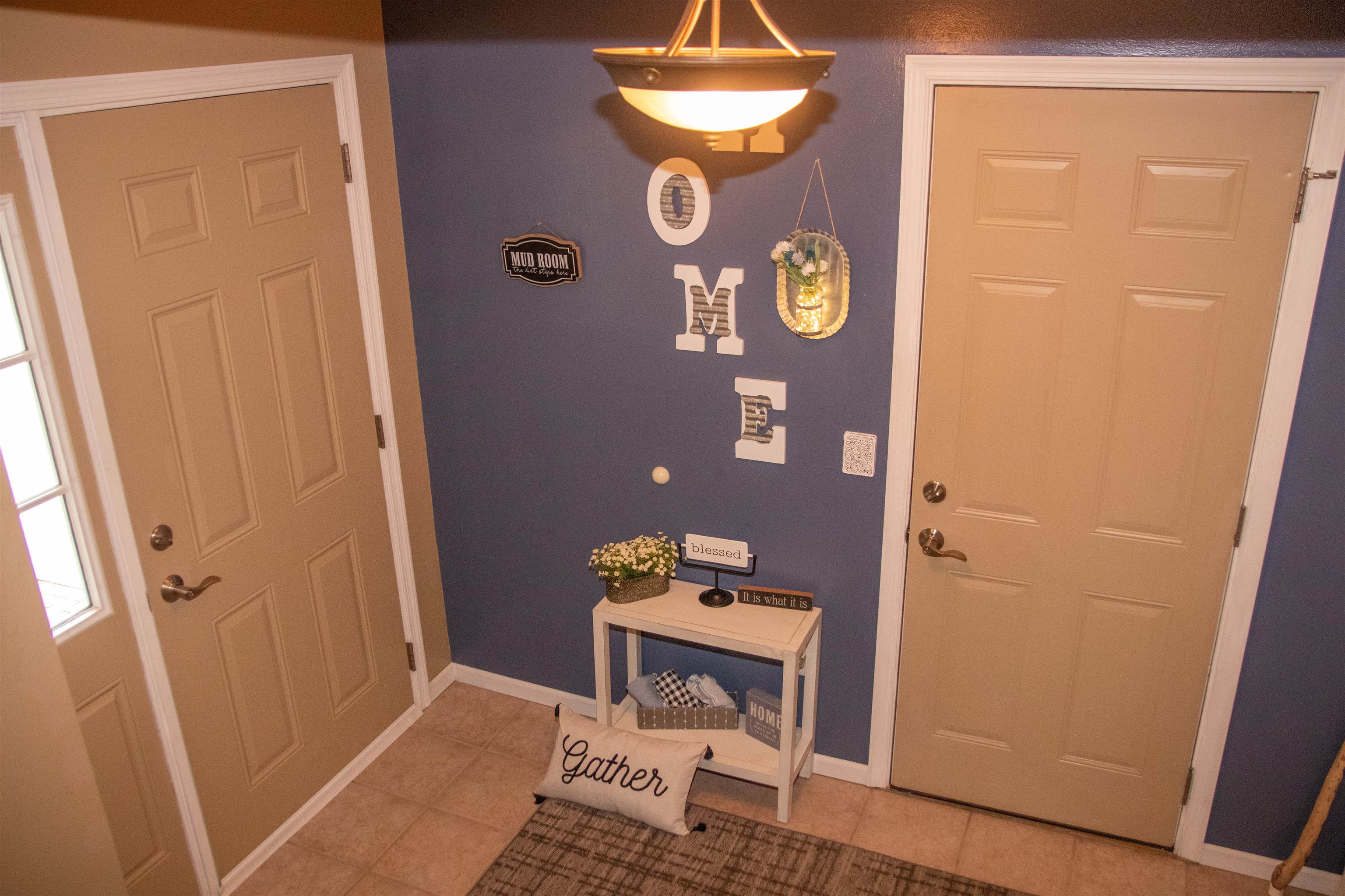 207 Westfield Road Winnebago, IL 61088 - Photo 8 of 27 a dining room with table and chairs