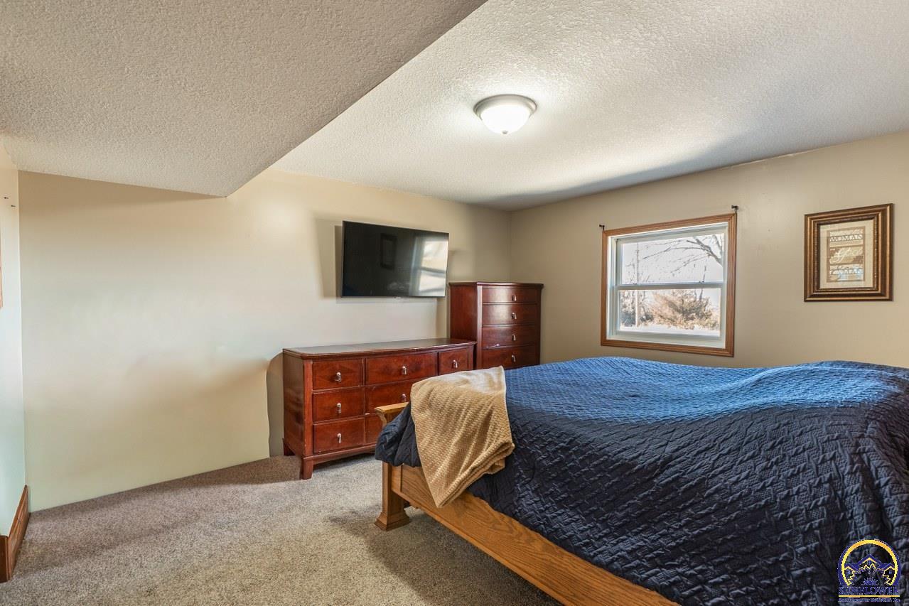 422 Western Street Onaga, KS 66521 - Photo 12 of 27