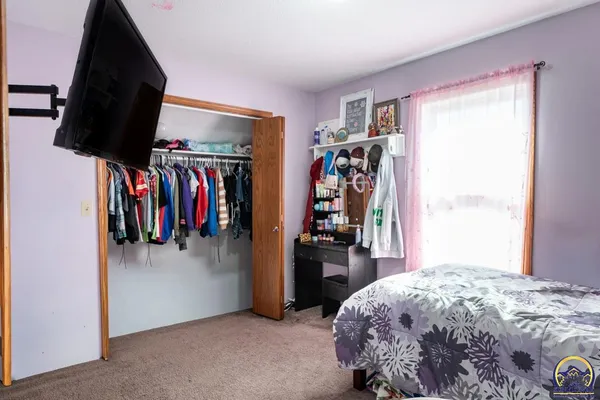 $249,000 | 422 Western Street, Onaga, KS 66521