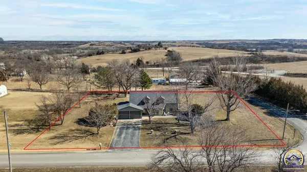 $249,000 | 422 Western Street, Onaga, KS 66521