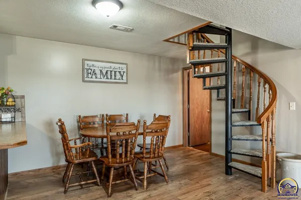 $249,000 | 422 Western Street, Onaga, KS 66521