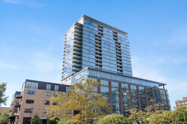 $895,000 | 144 Oakes Street Southwest, Unit 1903, Grand Rapids, MI 49503