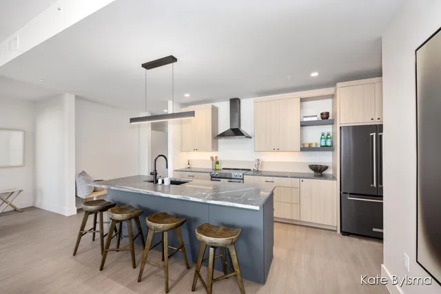 $895,000 | 144 Oakes Street Southwest, Unit 1903, Grand Rapids, MI 49503