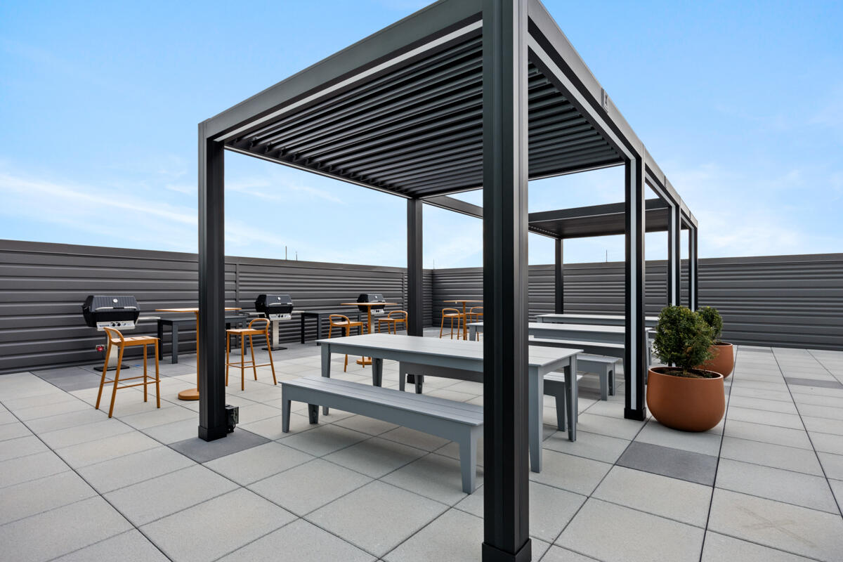 144 Oakes Street Southwest, Unit 1903 Grand Rapids, MI 49503 - Photo 37 of 63 Outdoor Dining Area