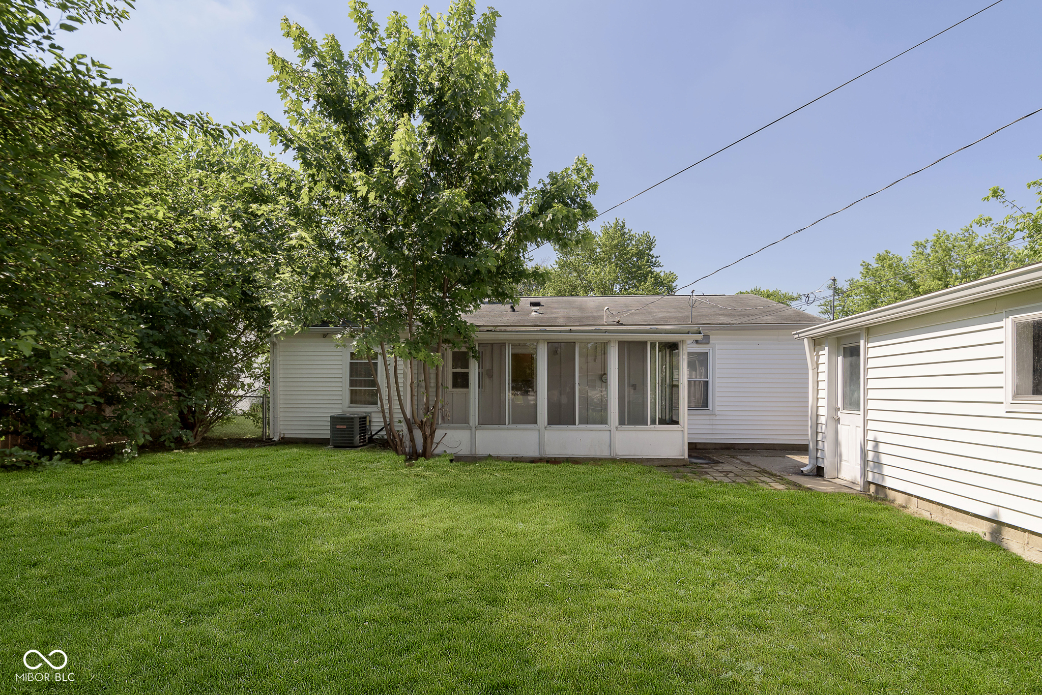 8238 Crousore Road Indianapolis, IN 46219 - Photo 11 of 15