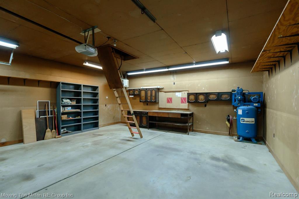 27610 Wick Road Romulus, MI 48174 - Photo 28 of 38