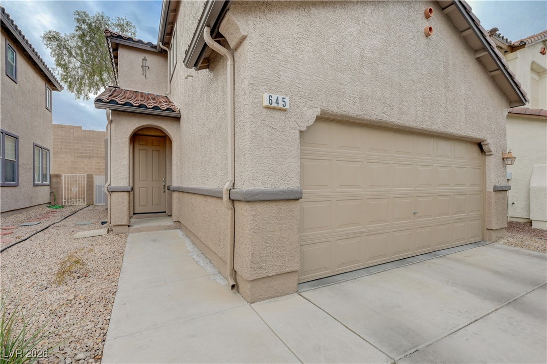 645 Monument Point Street Henderson, NV 89002 - Photo 4 of 54