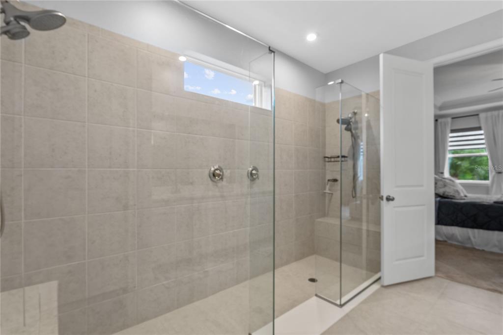 20332 Bandera Place Venice, FL 34293 - Photo 17 of 40