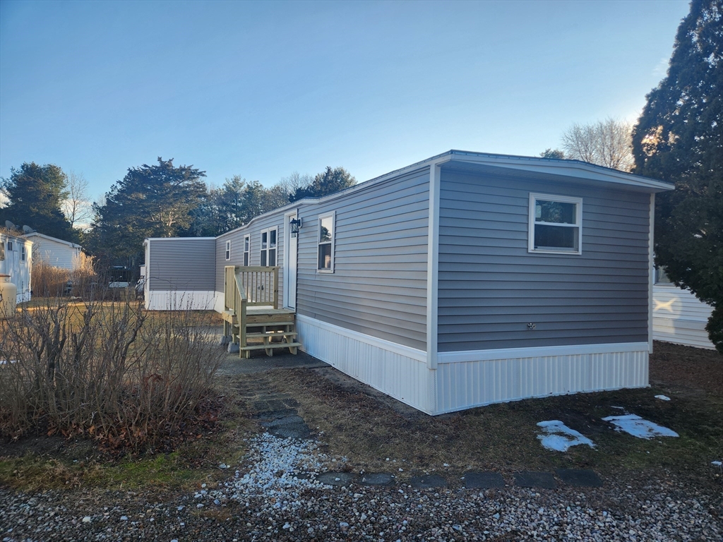 3 4th Avenue Bourne, MA 02559 - Photo 2 of 23