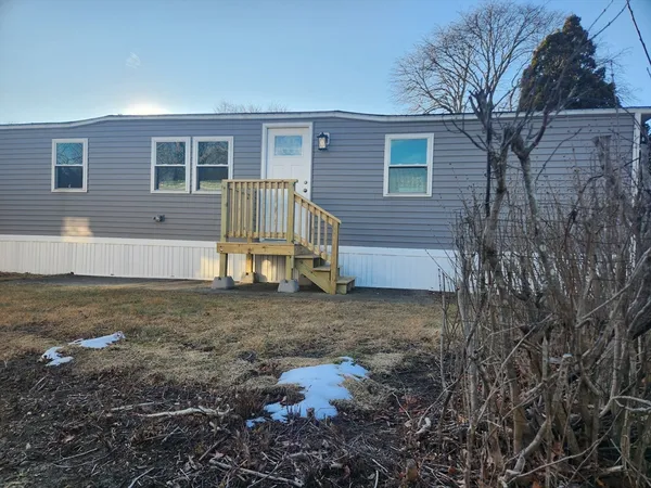 $225,000 | 3 4th Avenue, Bourne, MA 02559