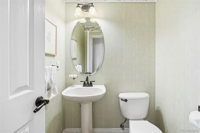 $876,543 | 10482 Grizzly Gulch, Highlands Ranch, CO 80129